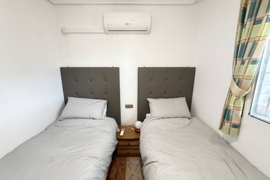 Bestaande bouw - Appartement - Orihuela Costa - La Zenia