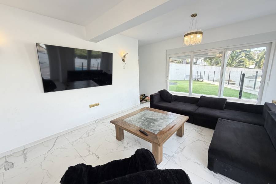 Bestaande bouw - Detached - Orihuela Costa - Villamartin