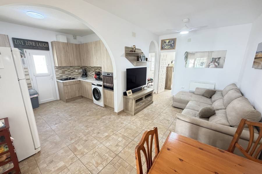 Resale - Apartment - Orihuela Costa - Villamartin