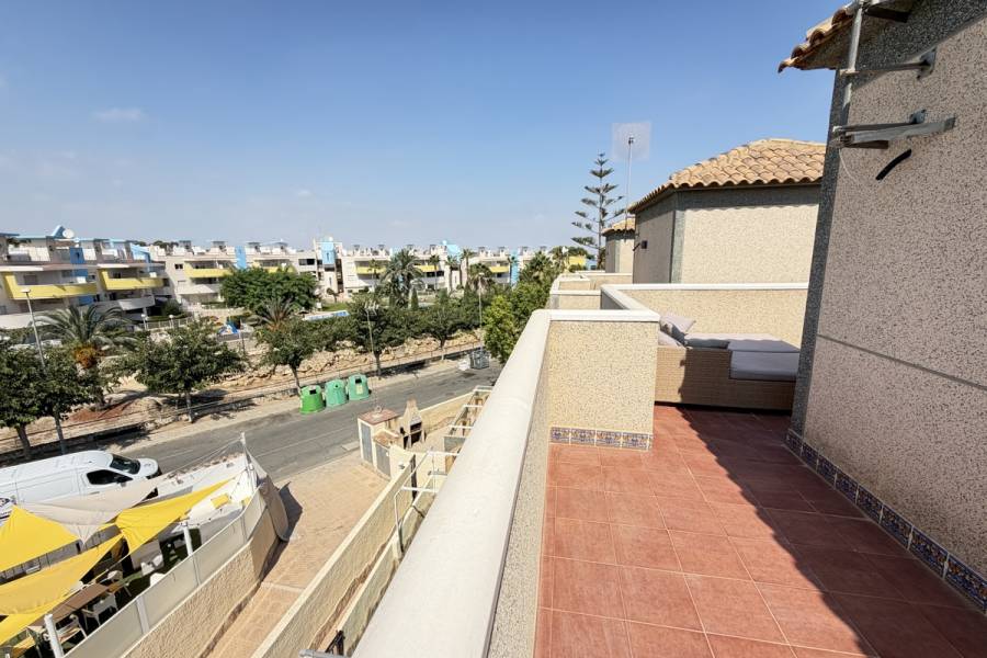 Resale - Detached - Orihuela Costa - Villamartin