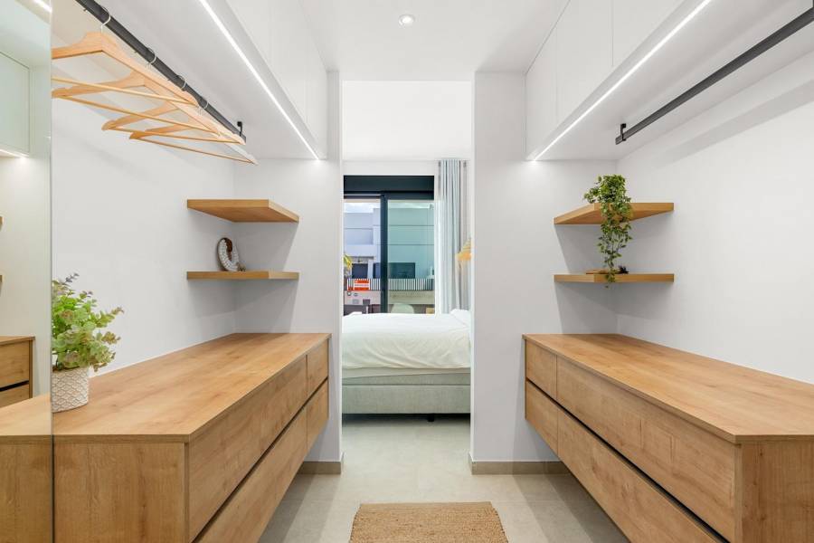 Nueva construcción  - Chalet - Los Dolores - Sector 3