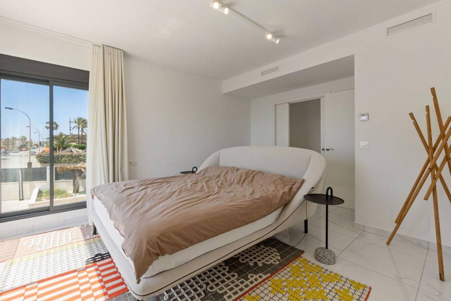 Reventa - Chalet - Torrevieja - La Veleta