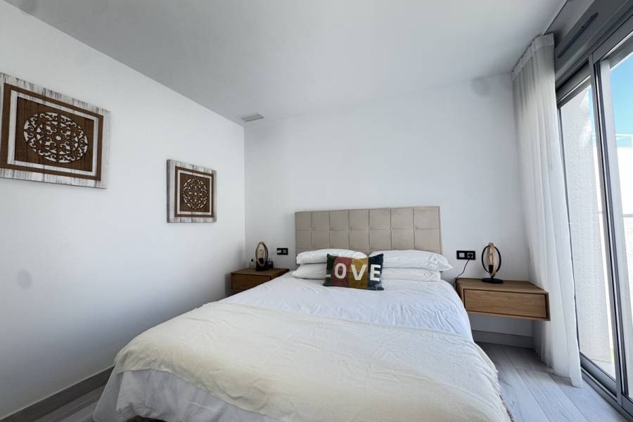 Resale - Detached - Lomas de Cabo Roig