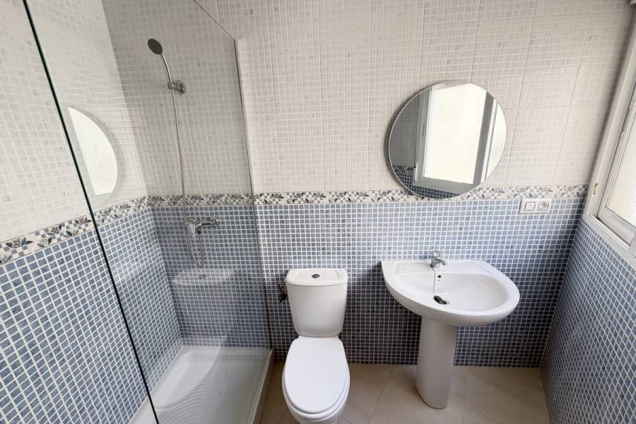 Resale - Apartment - Los Montesinos