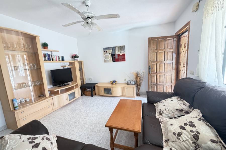 Resale - Apartment - Orihuela Costa - Villamartin
