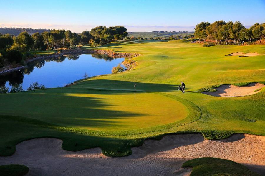 Nueva construcción  - Chalet - Orihuela - Las Colinas Golf
