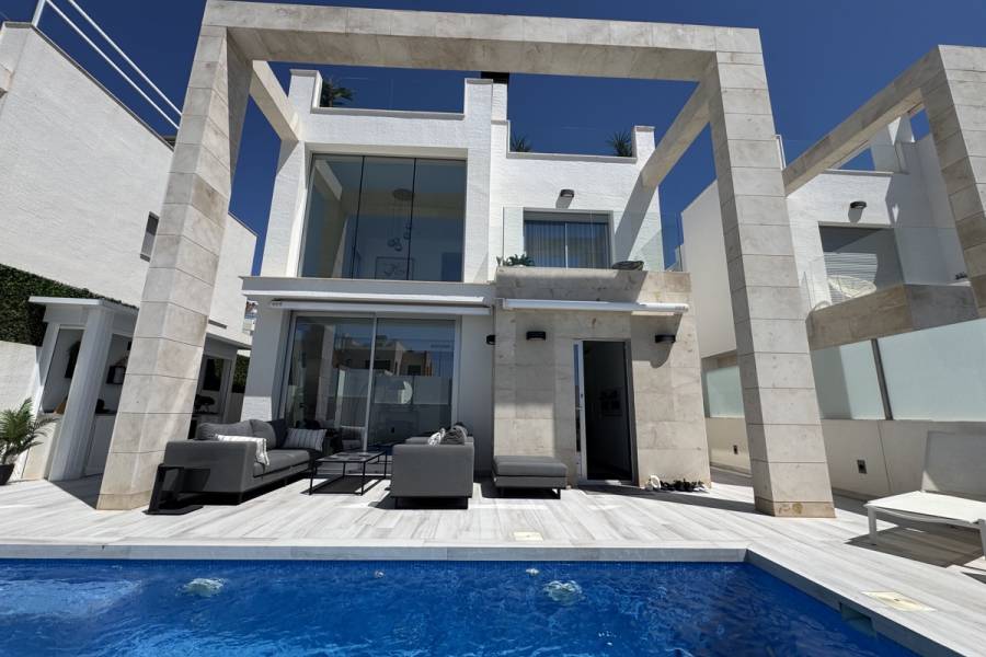 Resale - Detached - Lomas de Cabo Roig