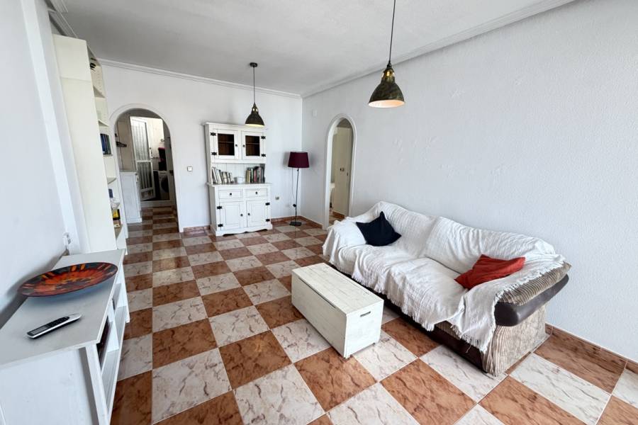 Resale - Apartment - Orihuela Costa - Villamartin