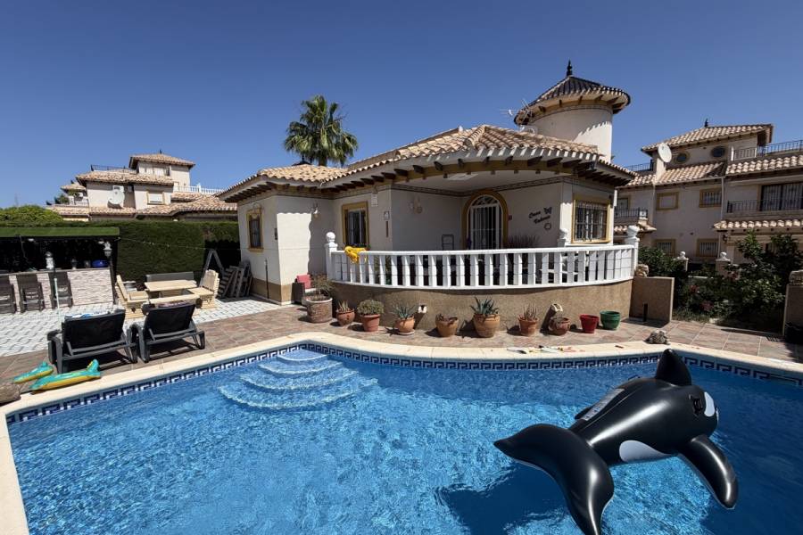 Reventa - Chalet - Orihuela Costa - Villamartin