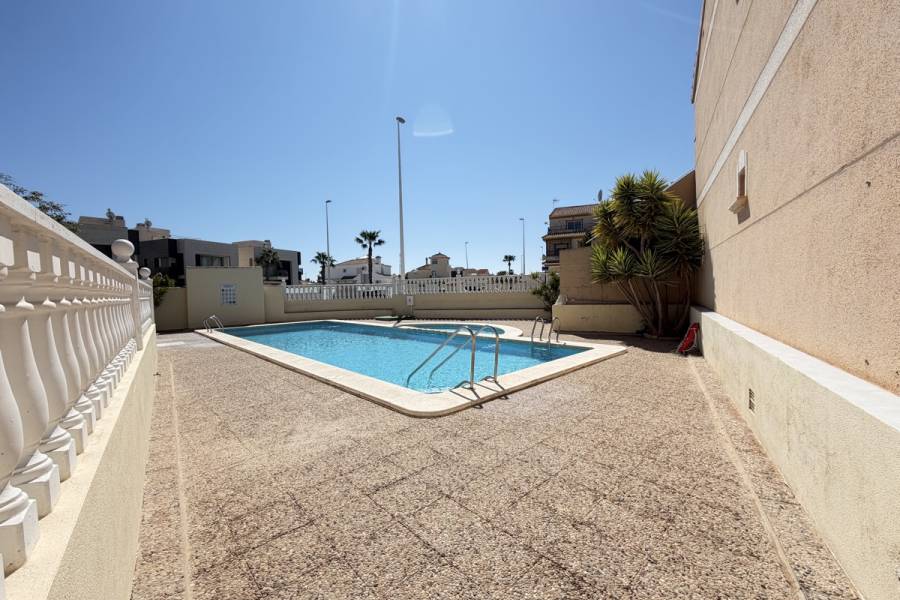 Bestaande bouw - Appartement - Orihuela Costa - La Zenia