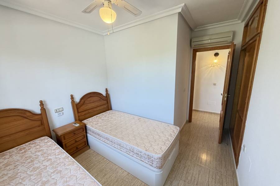 Reventa - Chalet - Orihuela Costa - Villamartin