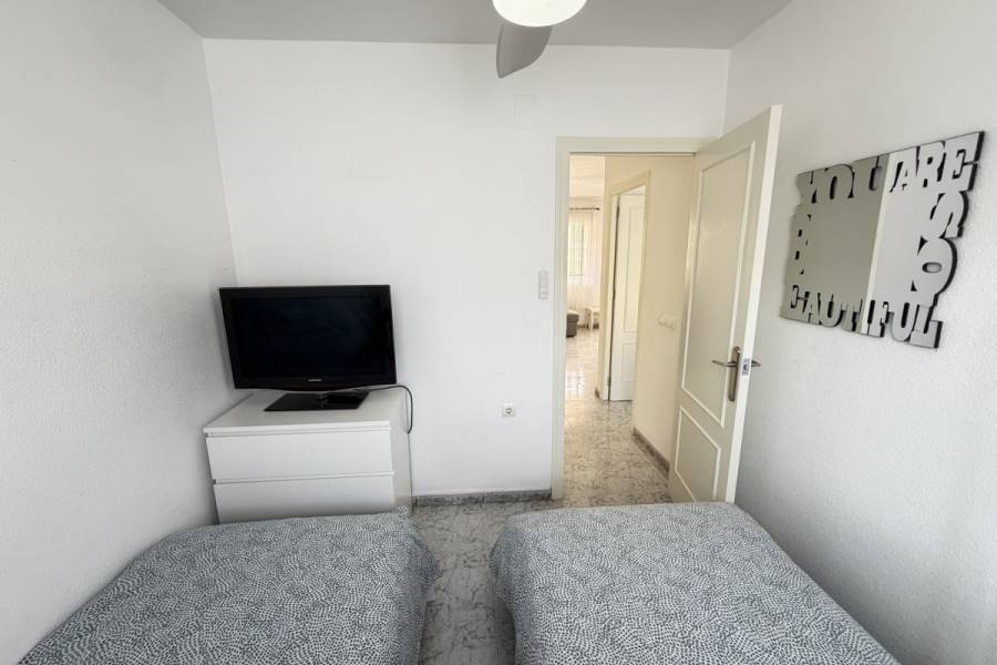 Resale - Apartment - Orihuela Costa - Villamartin