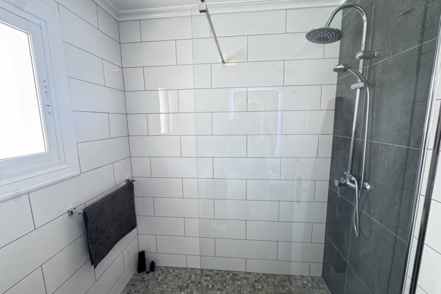Resale - Detached - Eagles Nest