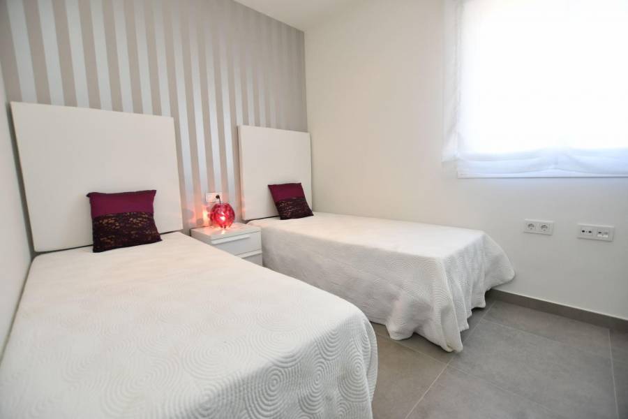 Nueva construcción  - Apartamento - San Miguel de Salinas - La Cañada