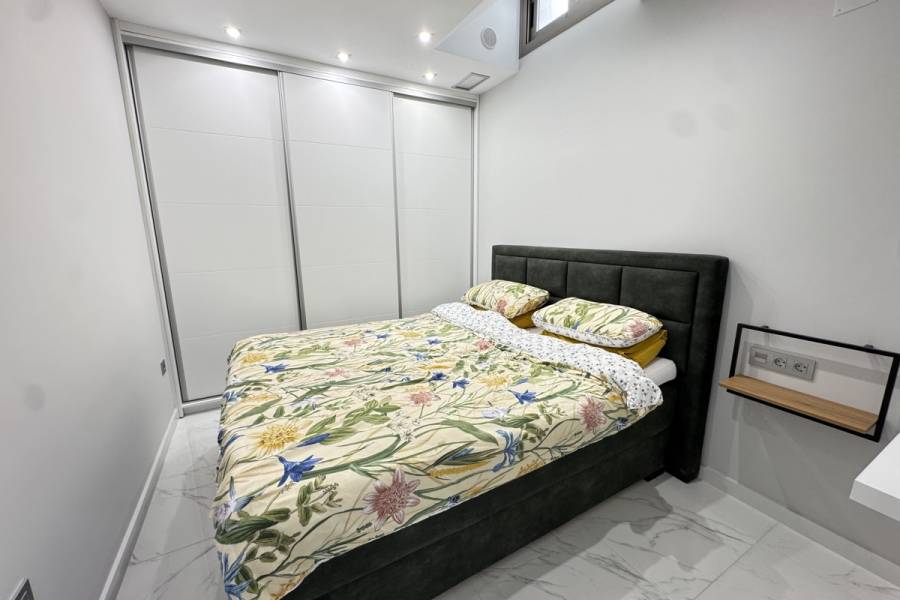 Reventa - Chalet - Orihuela Costa - Villamartin