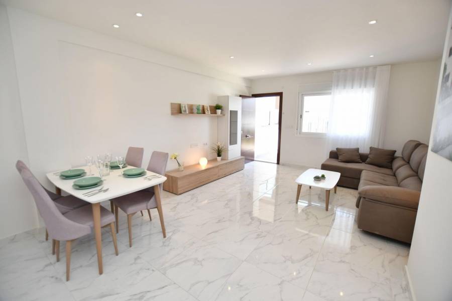 Nueva construcción  - Apartamento - San Miguel de Salinas - La Cañada