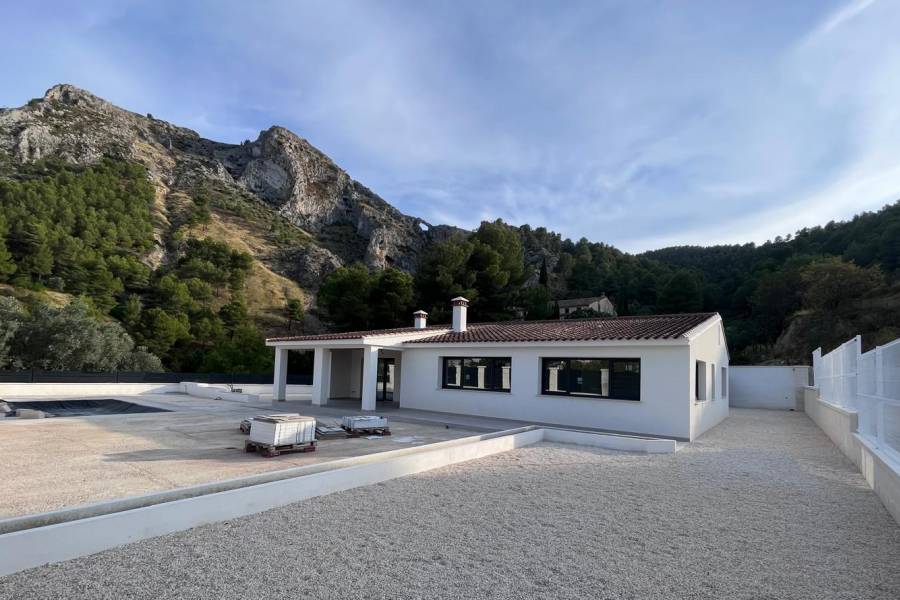Nueva construcción  - Chalet - Penaguila - El Olivar