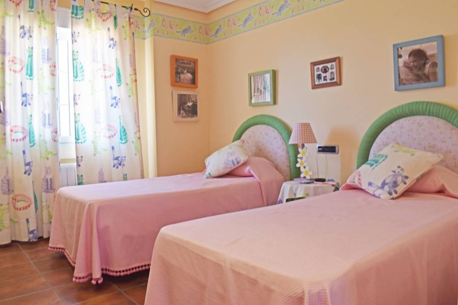 Reventa - Chalet - Orihuela Costa - Campoamor