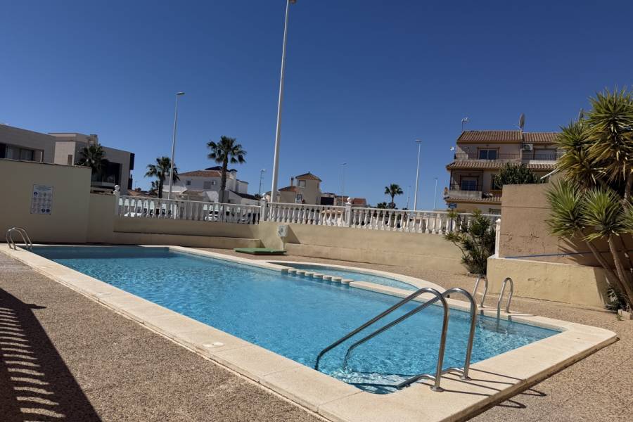 Reventa - Apartamento - Orihuela Costa - La Zenia