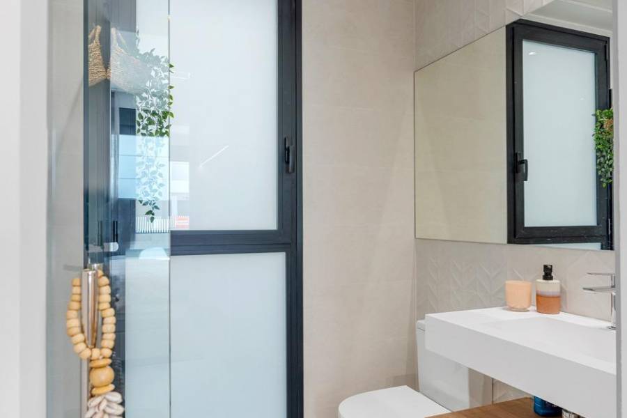 Nueva construcción  - Chalet - Los Dolores - Sector 3