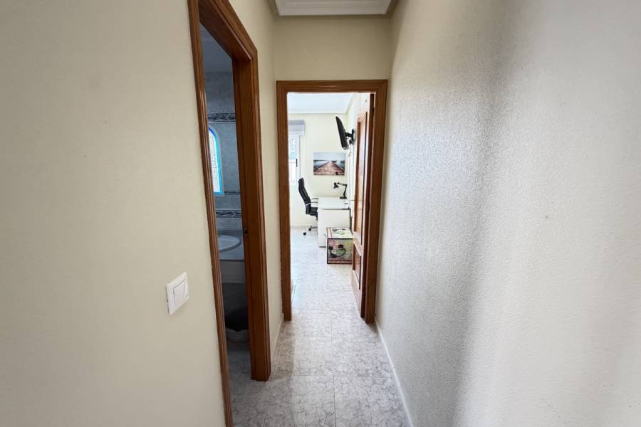 Resale - Detached - Orihuela Costa - Villamartin