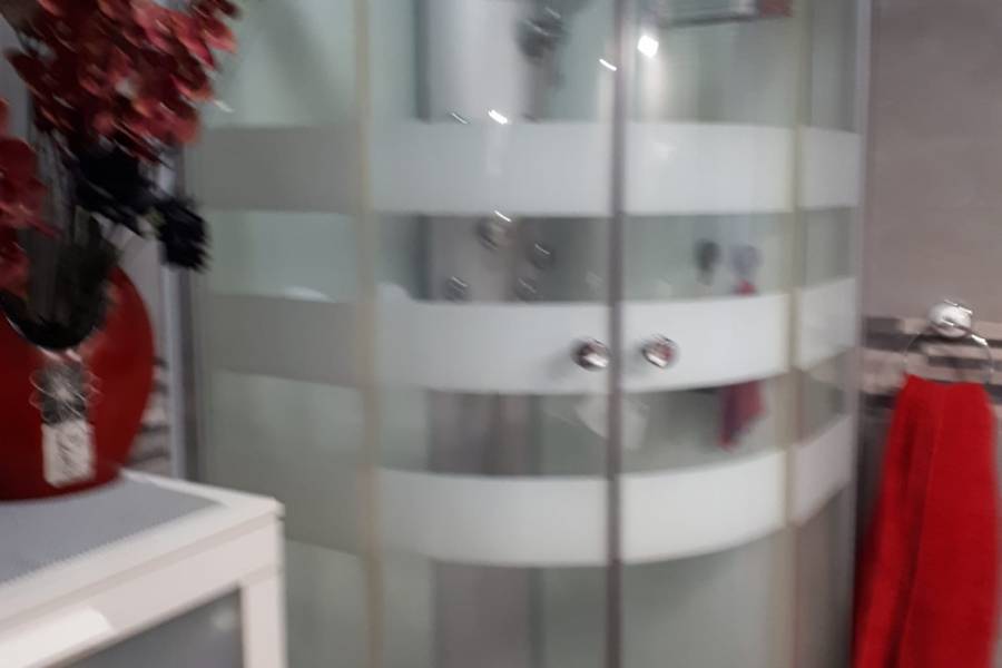 Resale - Semi-Detached - Torrevieja