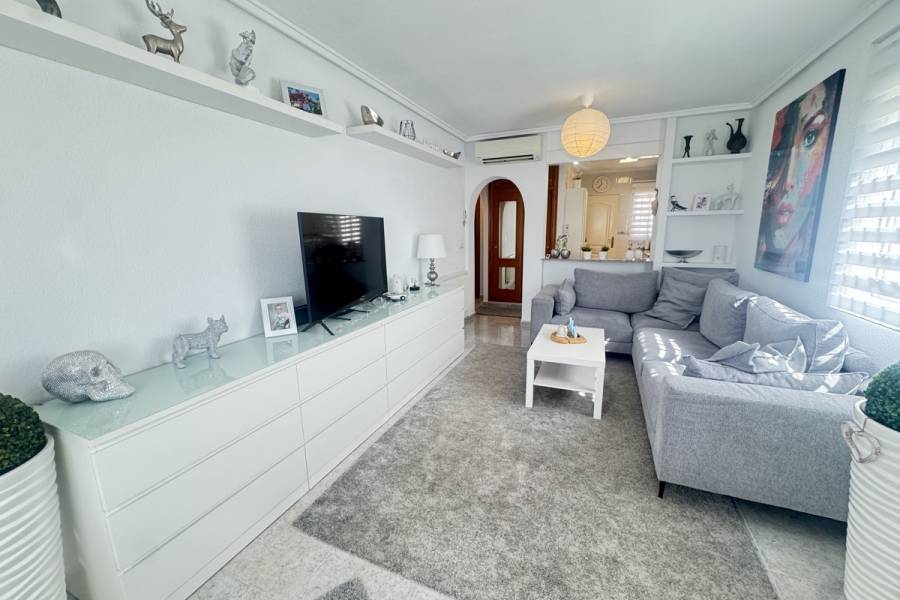 Reventa - Chalet - Orihuela Costa - Villamartin