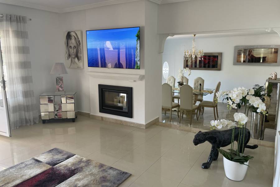 Resale - Detached - San Miguel de Salinas
