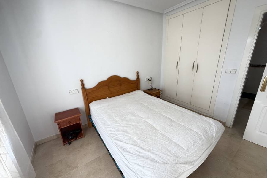 Resale - Apartment - Orihuela Costa - Villamartin