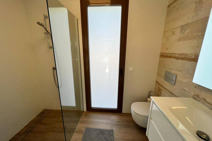 Resale - Detached - Orihuela Costa - Las Colinas Golf