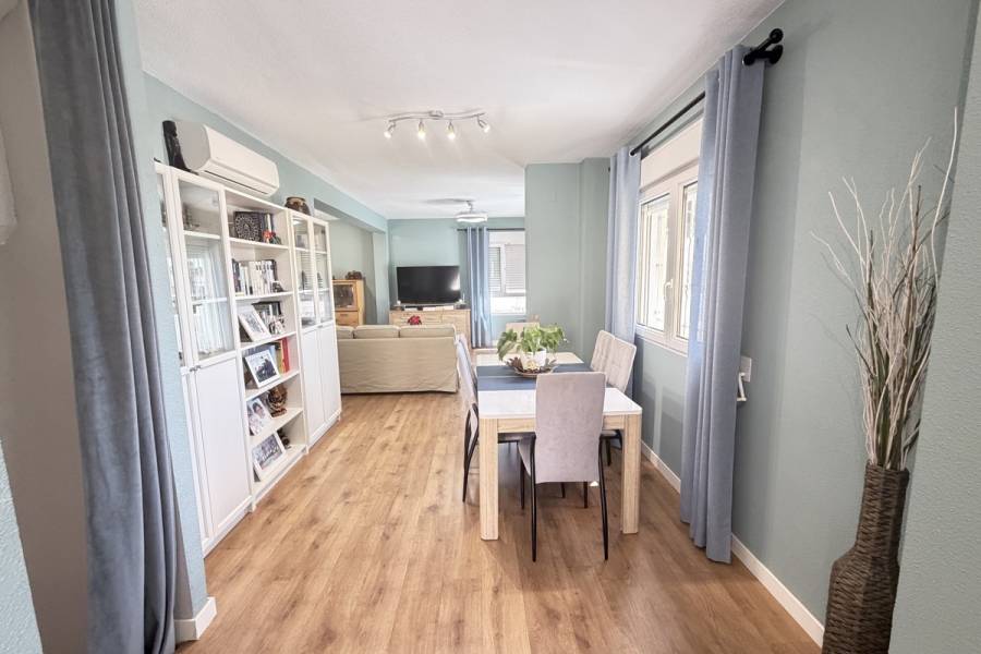 Bestaande bouw - Detached - Orihuela Costa - Villamartin