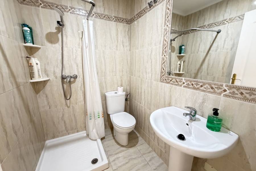 Resale - Apartment - Orihuela Costa - Los Dolses