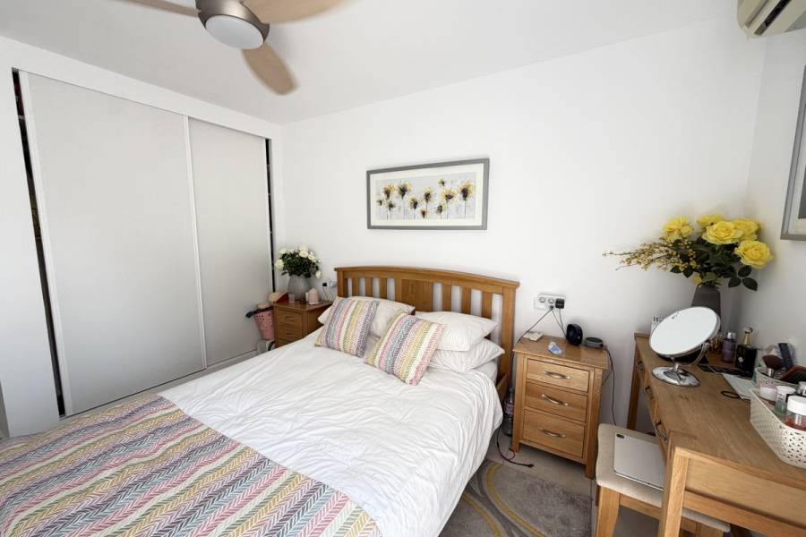 Resale - Apartment - Orihuela Costa - Villamartin