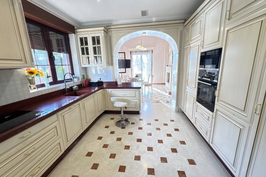 Bestaande bouw - Detached - Cabo Roig