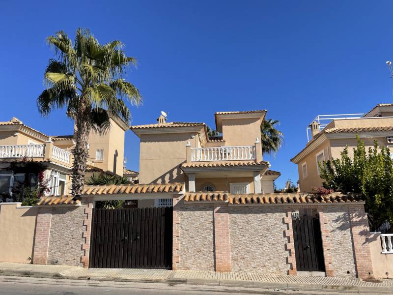 Chalet - Reventa - Orihuela Costa - Los Altos