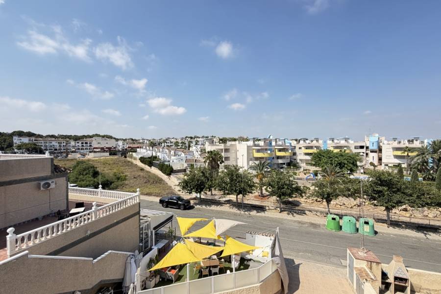 Resale - Detached - Orihuela Costa - Villamartin
