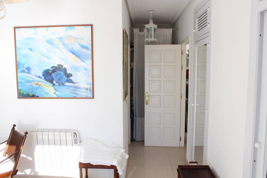 Resale - Apartment - La Manga del Mar Menor