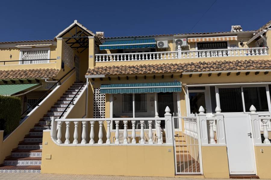 Resale - Apartment - Orihuela Costa - Villamartin