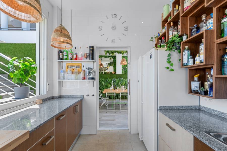 Resale - Detached - Torremendo