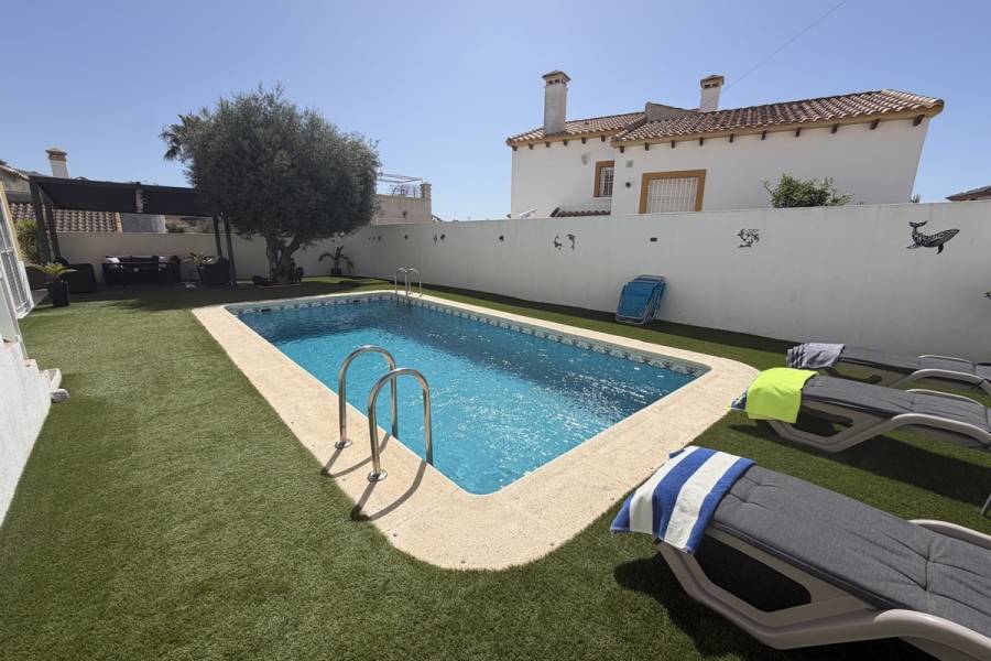 Bestaande bouw - Detached - Orihuela Costa - Villamartin