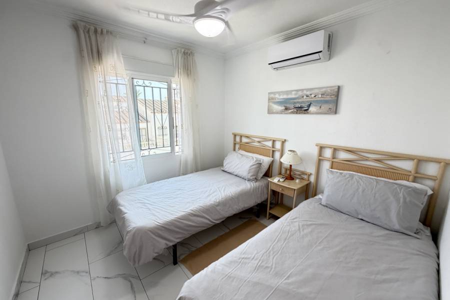 Resale - Detached - Orihuela Costa - Villamartin