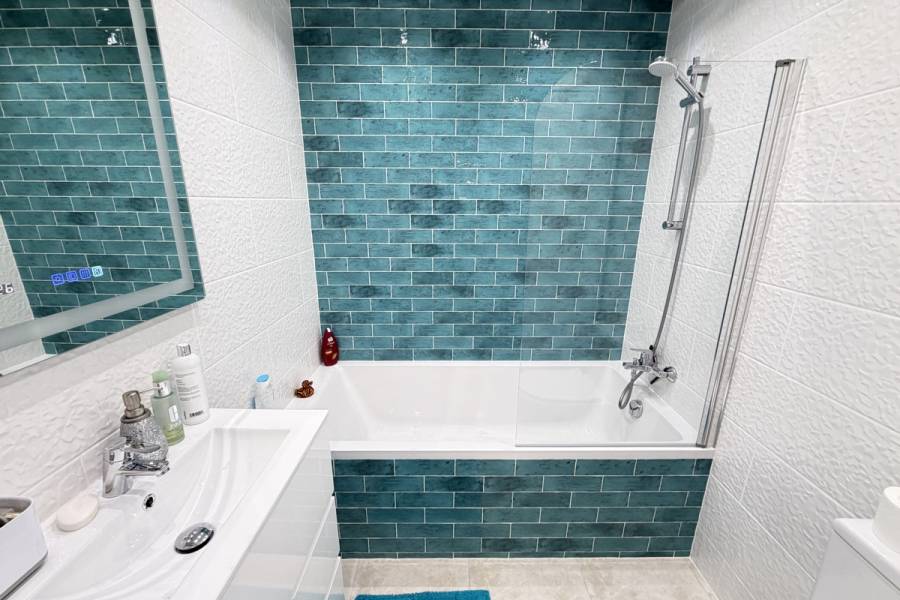 Resale - Apartment - Orihuela Costa - Villamartin