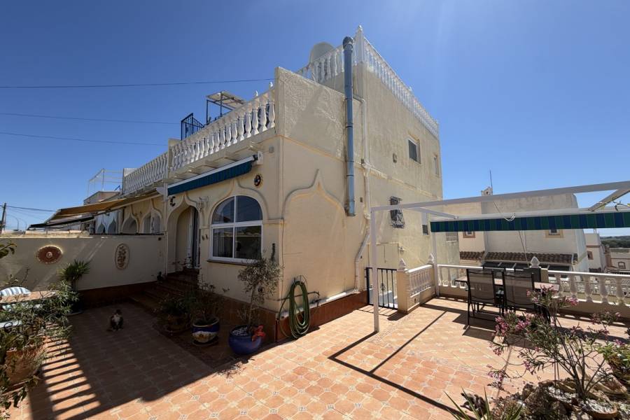 Reventa - Adosado - San Miguel de Salinas