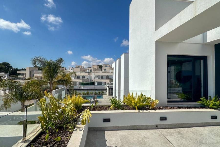 Bestaande bouw - Detached - Orihuela Costa - Villamartin