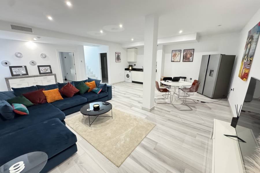 Resale - Detached - Lomas de Cabo Roig