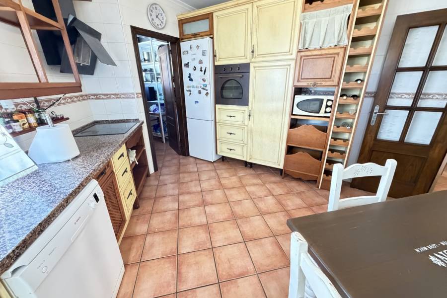 Resale - Townhouse - Pilar De La Horradada