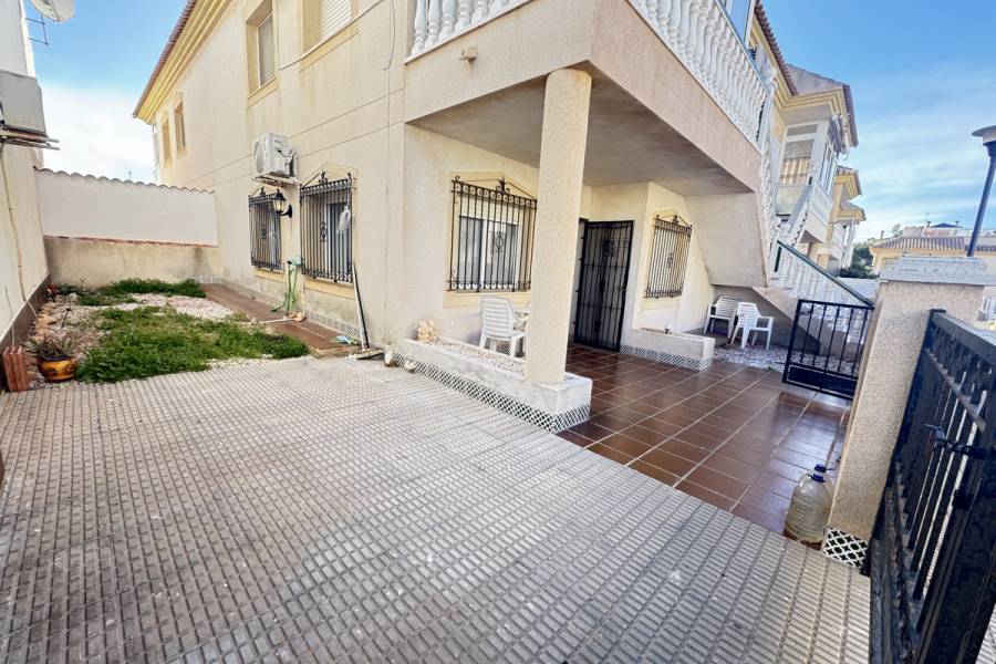 Resale - Apartment - Orihuela Costa - La Zenia