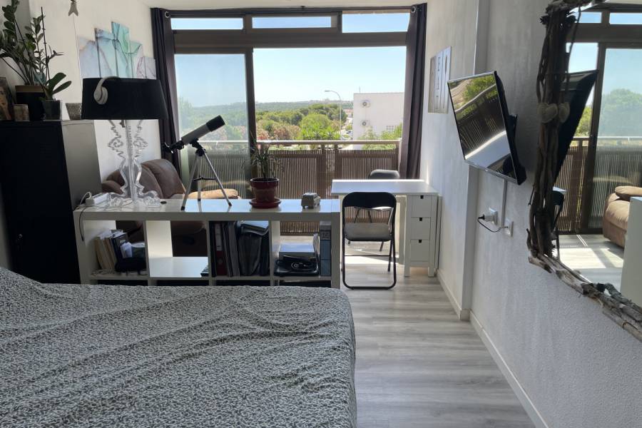 Resale - Studio Apartment - Torrevieja