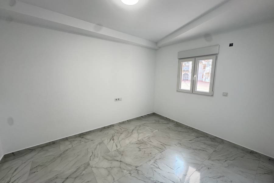 Reventa - Apartamento - Torrevieja