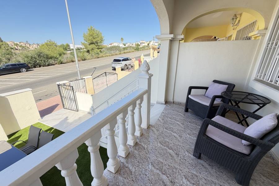 Resale - Townhouse - Orihuela Costa - Villamartin